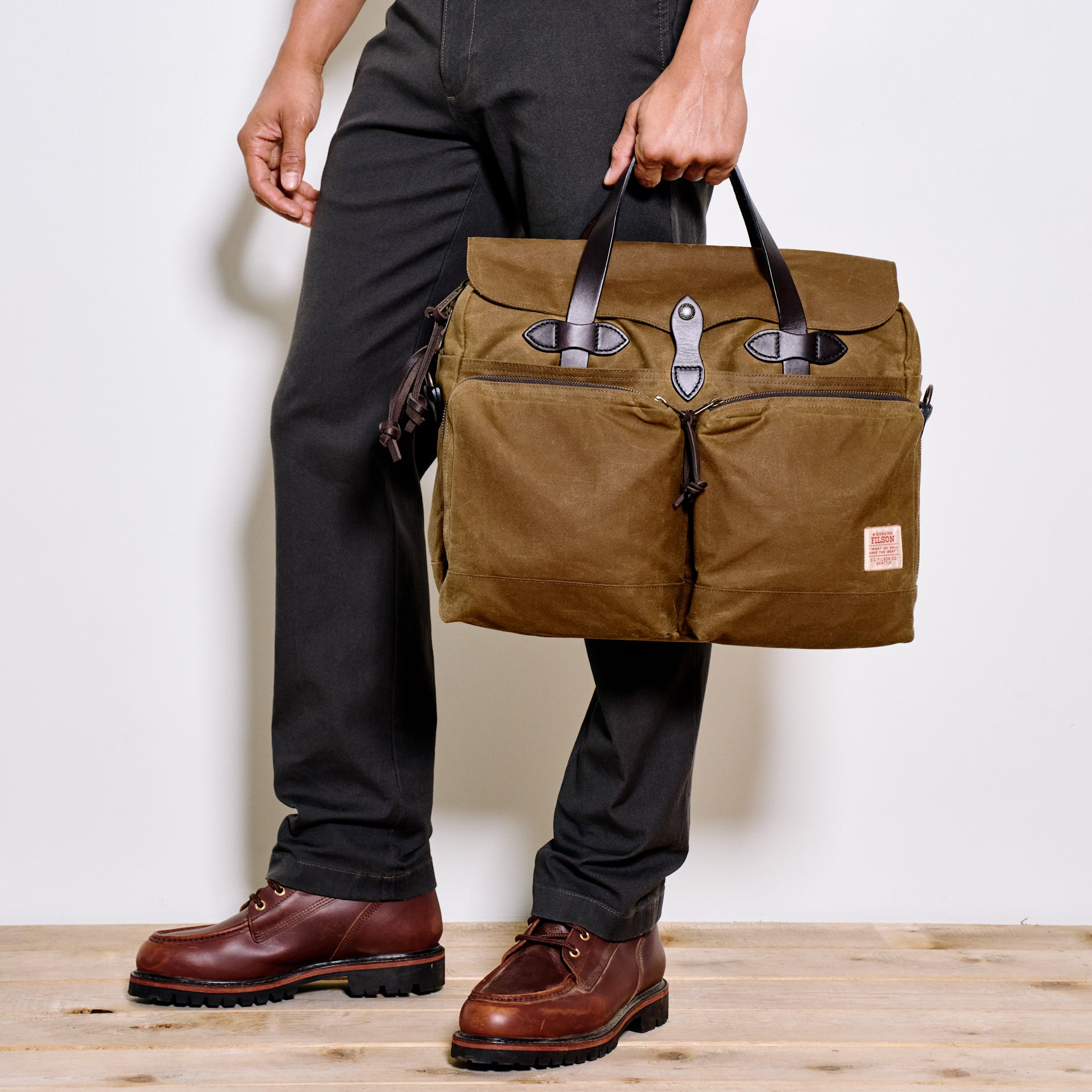 24 Hour Tin Cloth Briefcase | Filson
